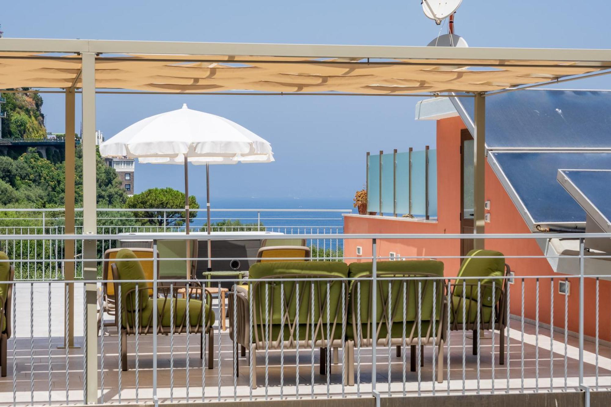 Futura Smart Flat - De Vivo Realty Sorrento Apartment Bagian luar foto